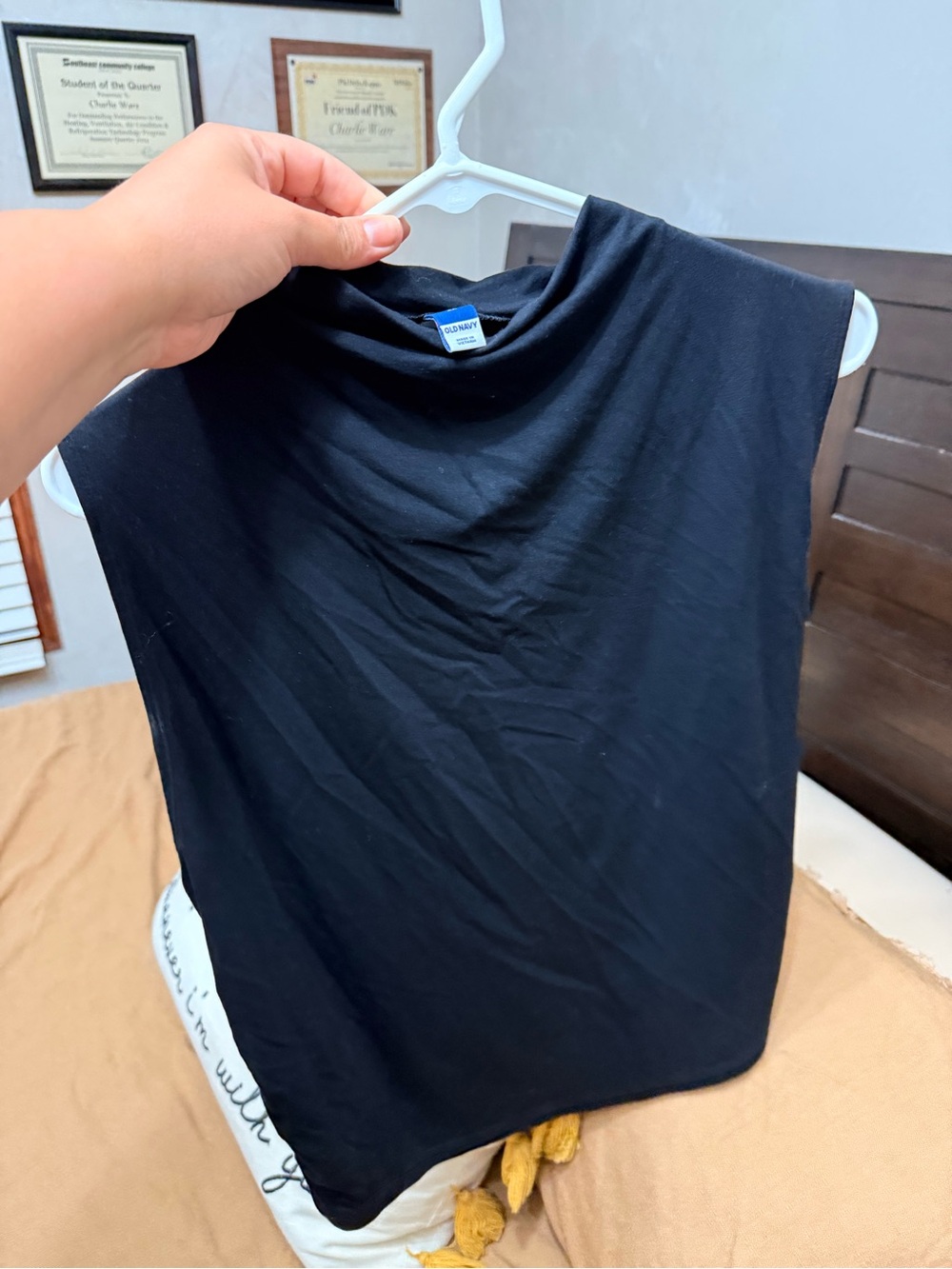 Old Navy Black Sleeveless Tank Top